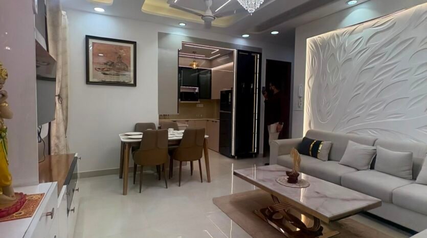 Best Property Dealer in Dwarka Mor Verified Builder Floors in Dwarka Mor 3 BHK Flat Near Dwarka Mor Metro Ready to Move Flat in West Delhi Property Consultant in Dwarka Mor Independent Builder Floor with Lift and Parking Affordable Flats in Dwarka Mor Home Buyers Visiting Property in Dwarka Mor